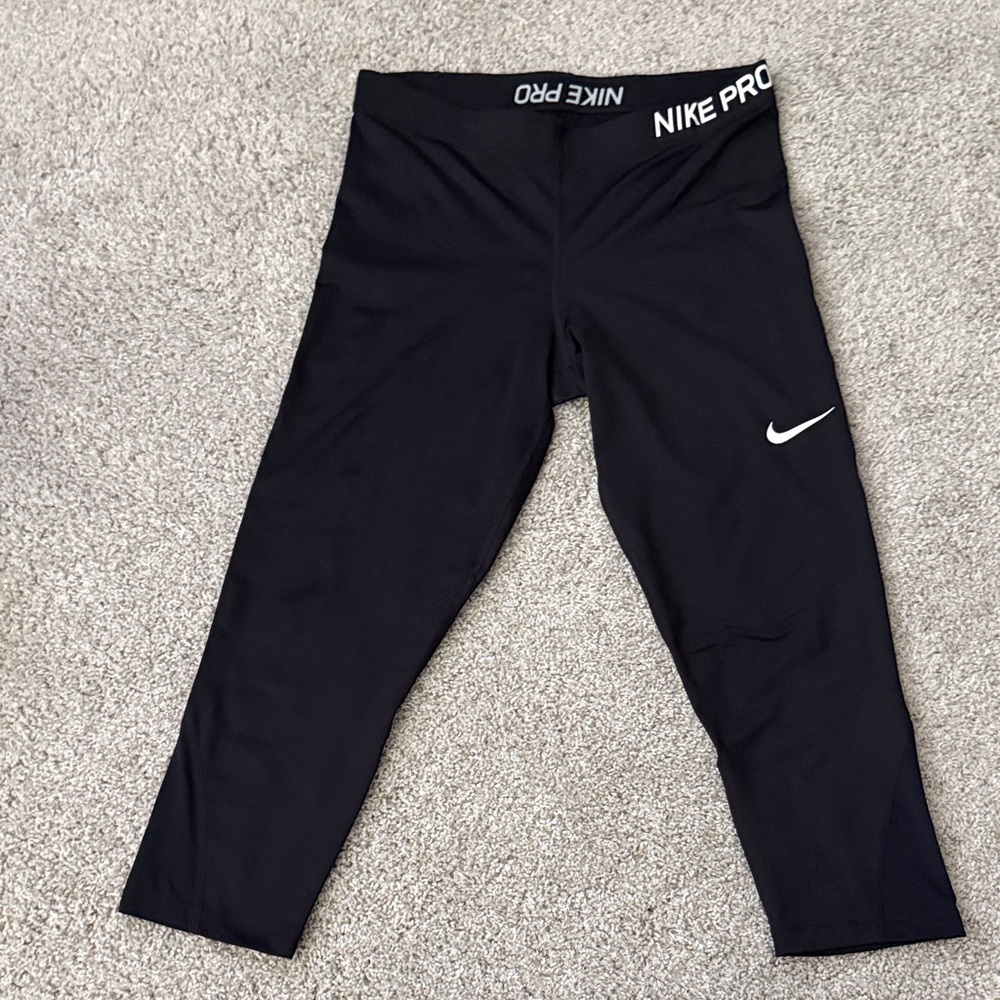Nike Pro Women’s Black Nike Pro